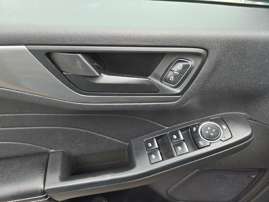 Used 2024 Ford Escape Active AWD/4WD image 10