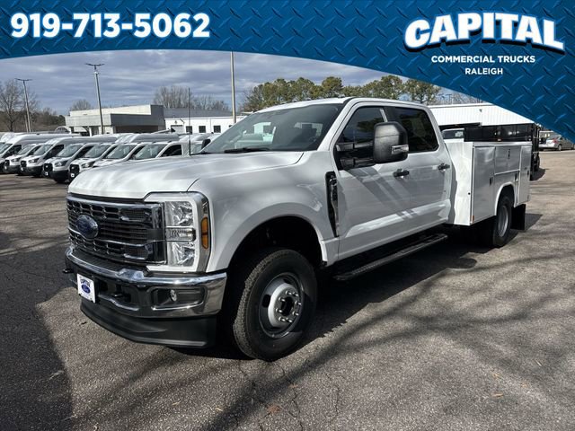 New 2026 Ford F350 XL w/ XL Chrome Package image 4