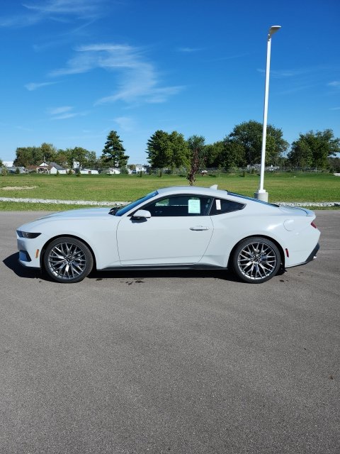 New 2026 Ford Mustang Premium RWD image 4