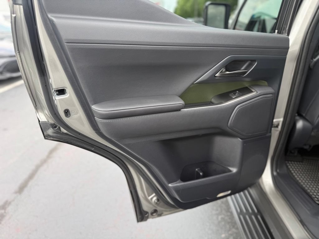 Used 2024 Lexus GX 550 AWD/4WD image 16