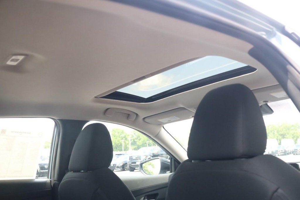 New 2026 Nissan Sentra SV w/ SV Convenience Package FWD image 22