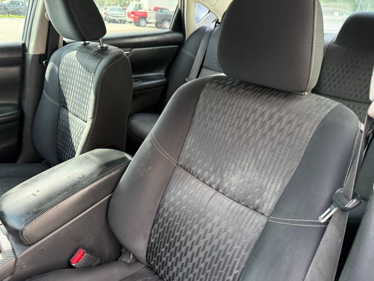 Used 2017 Nissan Altima 2.5 SV FWD image 27