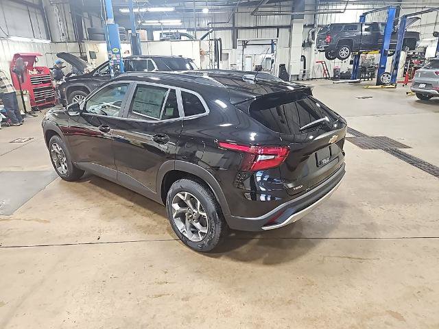 New 2026 Chevrolet Trax LT w/ Driver Confidence Package FWD image 4