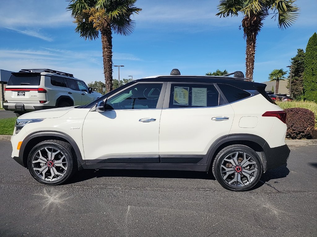 Used 2022 Kia Seltos SX AWD/4WD image 2