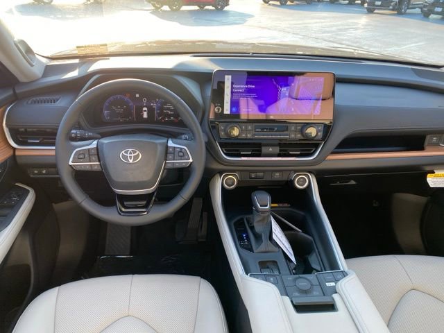 New 2026 Toyota Grand Highlander Limited image 17