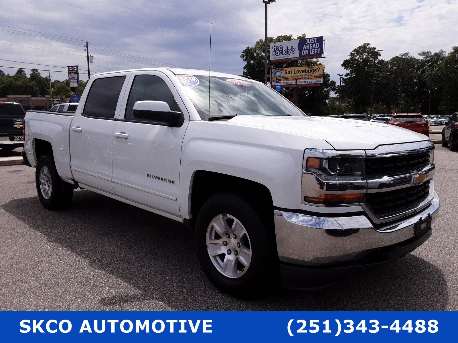 Used 2016 Chevrolet Silverado 1500 LT w/ Trailering Package AWD/4WD image 7