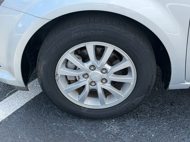 Used 2020 Chevrolet Sonic LT FWD image 18