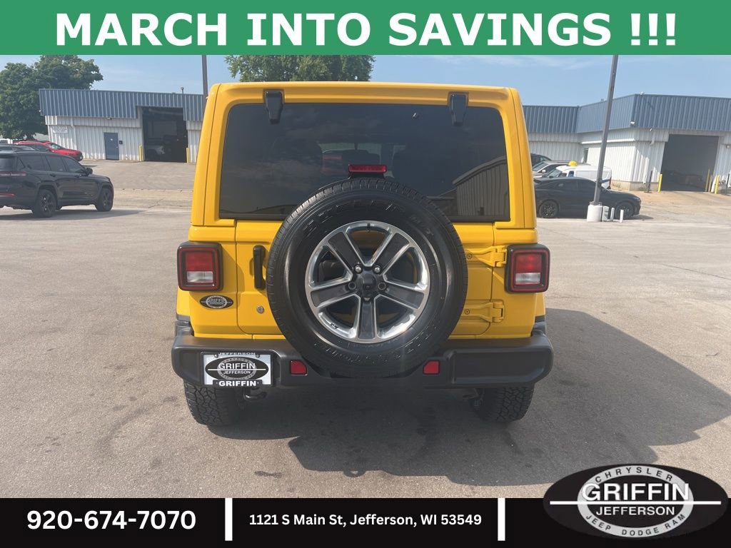 Used 2019 Jeep Wrangler Unlimited Sahara image 4