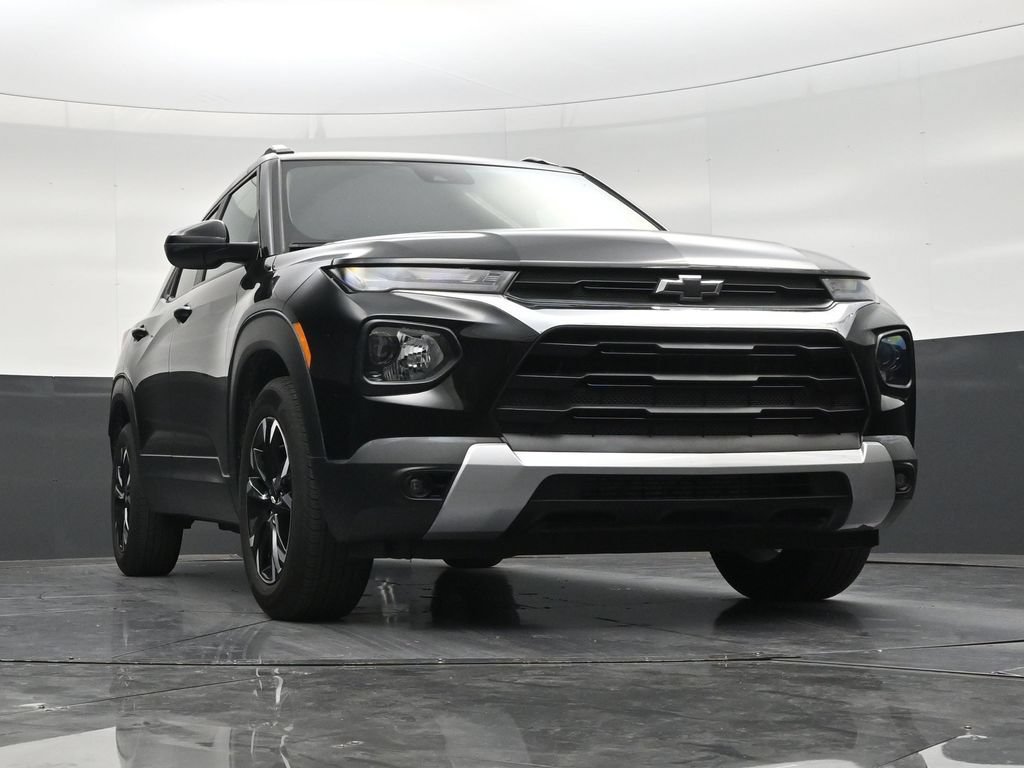 Used 2023 Chevrolet TrailBlazer LT FWD image 26