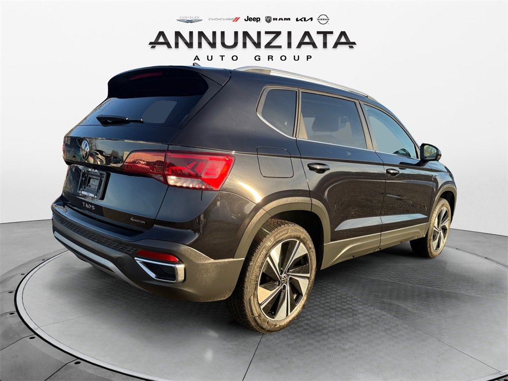 Used 2024 Volkswagen Taos SE image 5