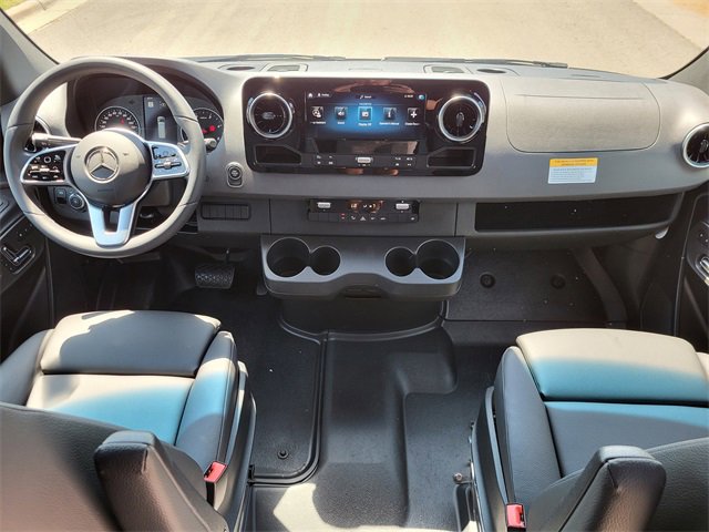 New 2024 Mercedes-Benz Sprinter 2500 image 2
