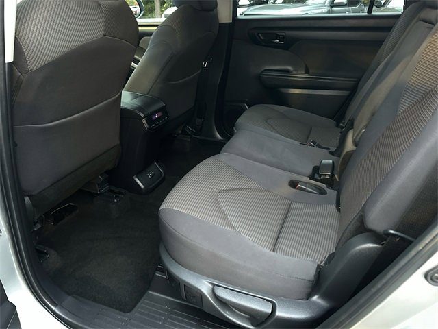 Certified 2024 Toyota Highlander LE image 18