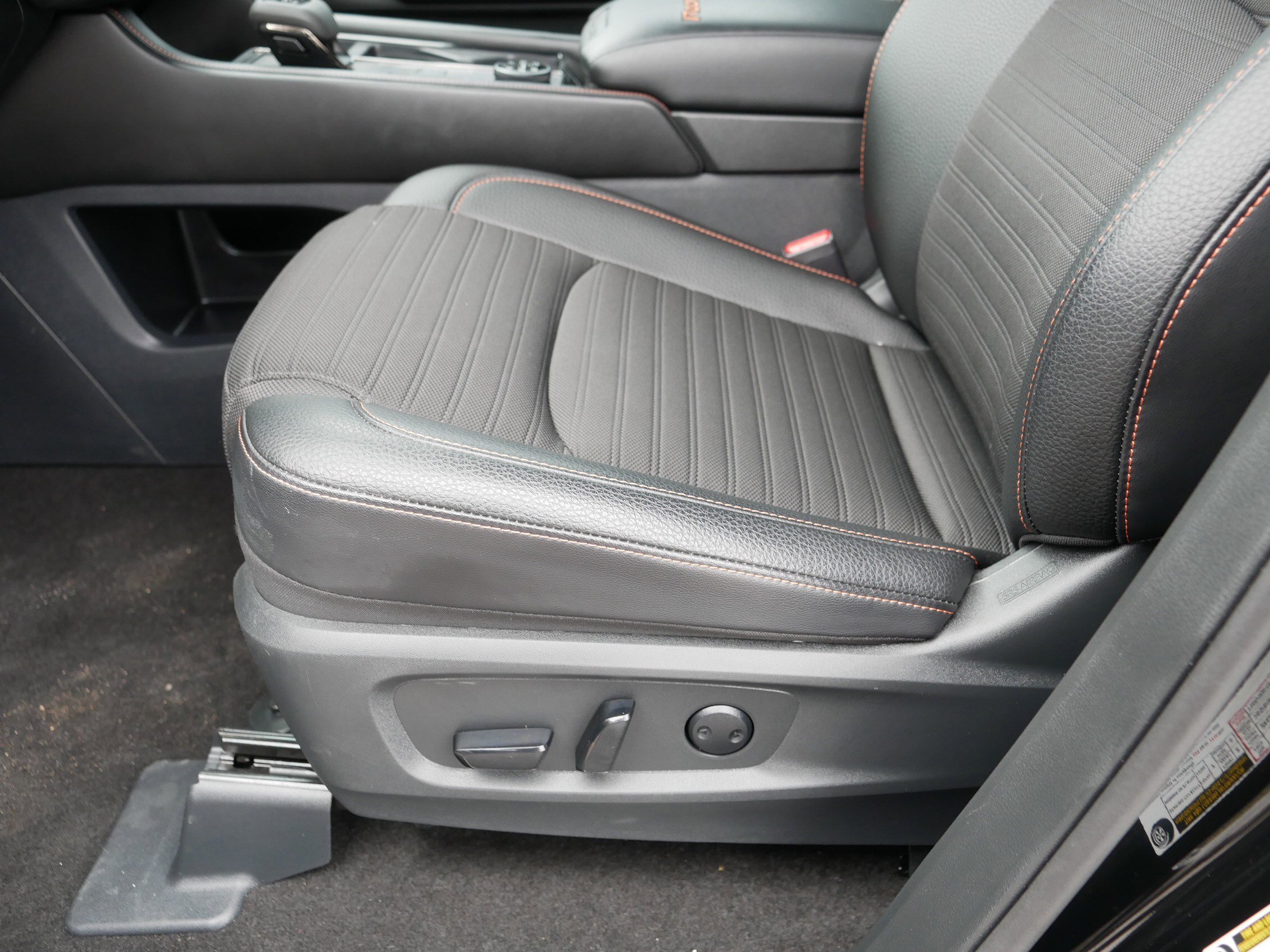 Certified 2025 Nissan Pathfinder Rock Creek image 20