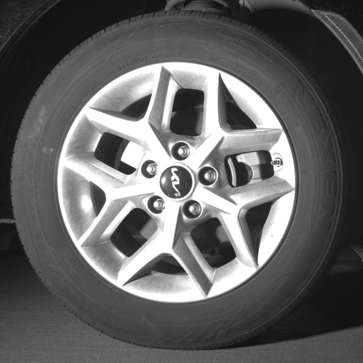 Used 2025 Kia Soul LX w/ LX Technology Package image 13