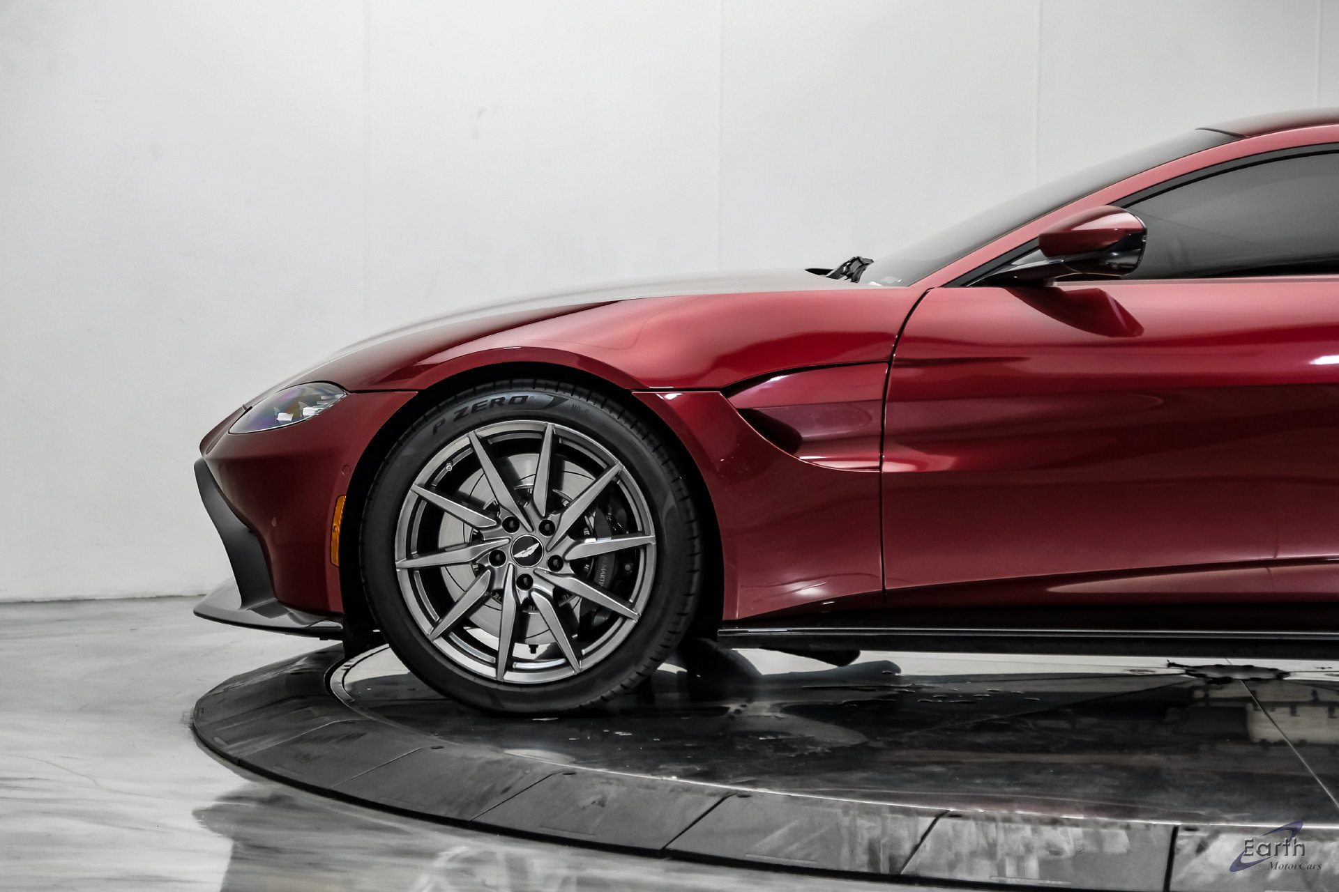 Used 2020 Aston Martin V8 Vantage Coupe RWD image 10
