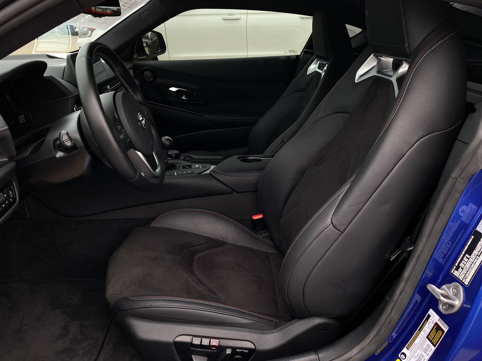 Used 2025 Toyota Supra RWD image 13