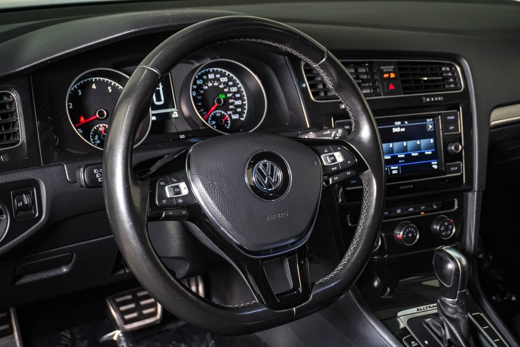 Used 2019 Volkswagen Golf Alltrack S AWD/4WD image 19