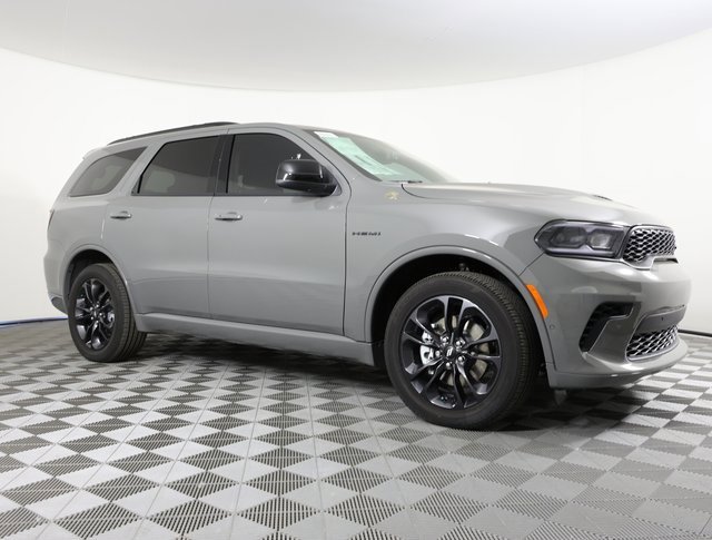 Used 2025 Dodge Durango R/T w/ Blacktop Package image 3