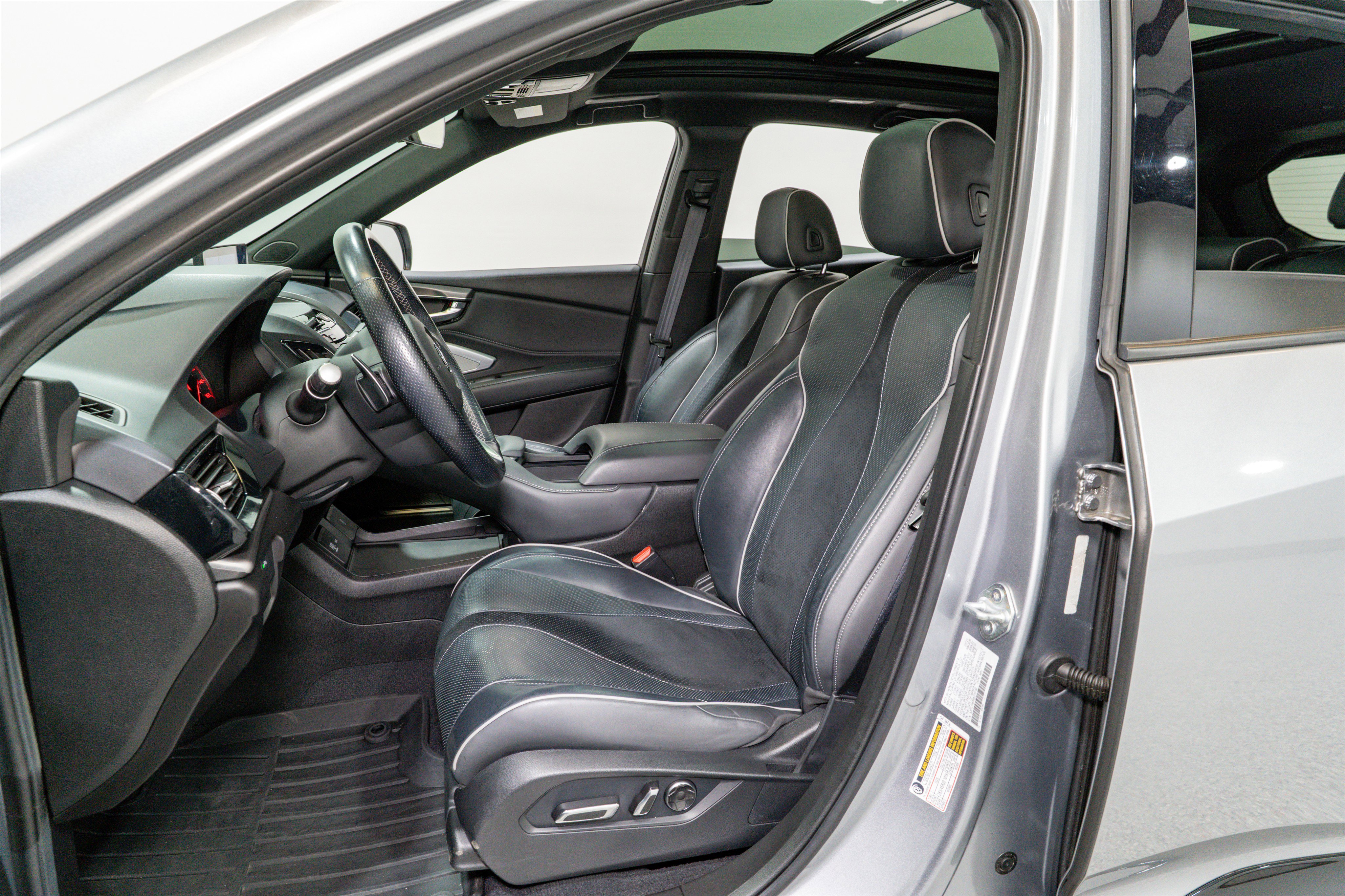 Used 2021 Acura RDX A-Spec image 16