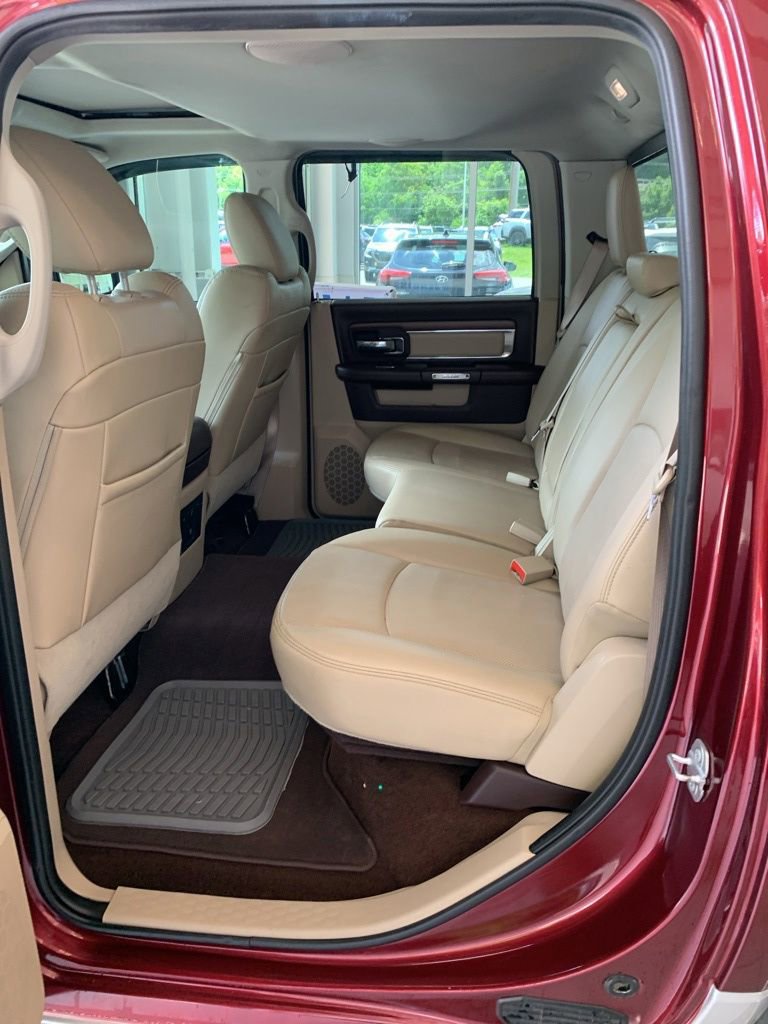 Used 2017 RAM 1500 Laramie w/ Convenience Group AWD/4WD image 7