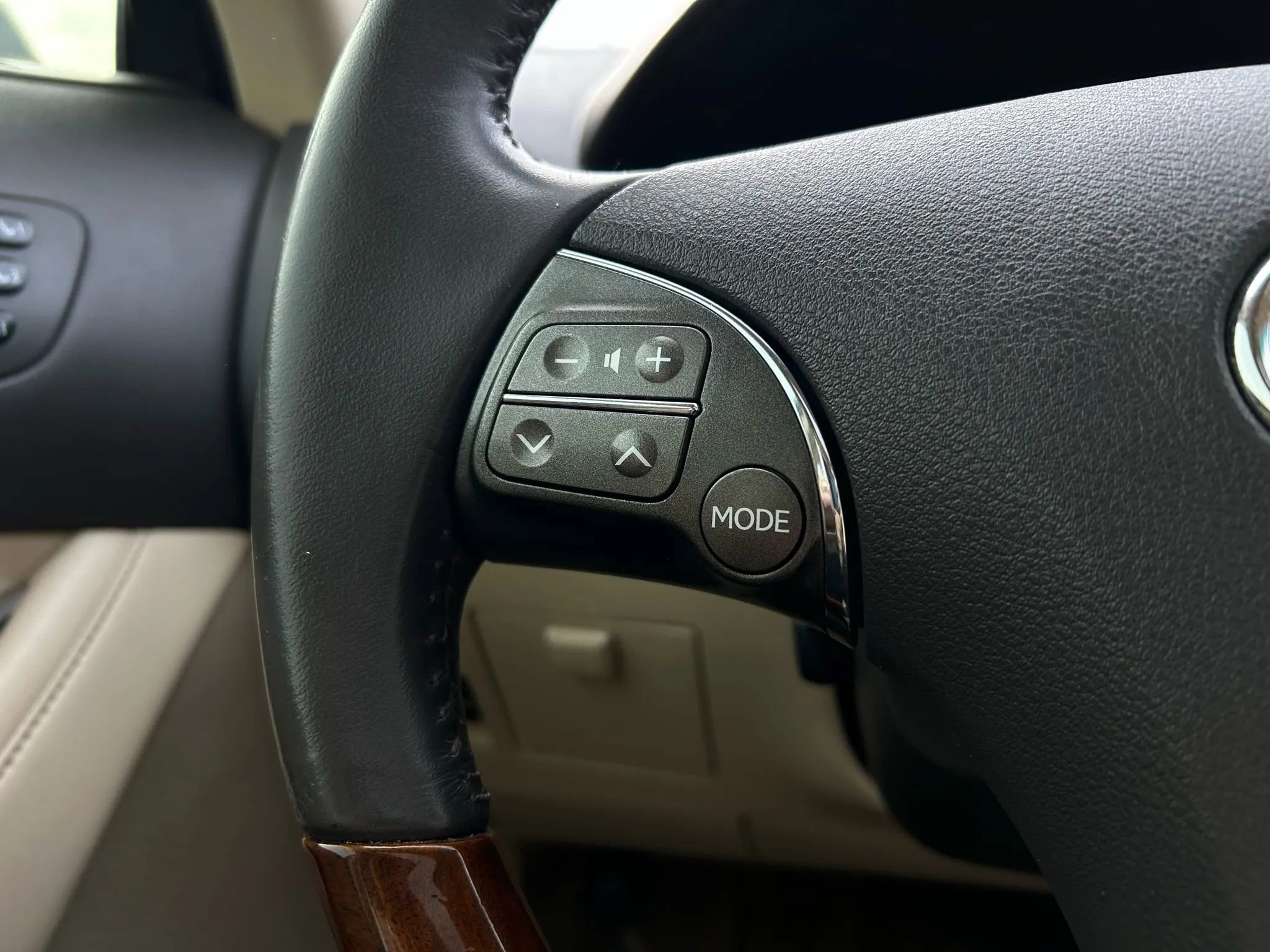 Used 2012 Lexus ES 350 image 10