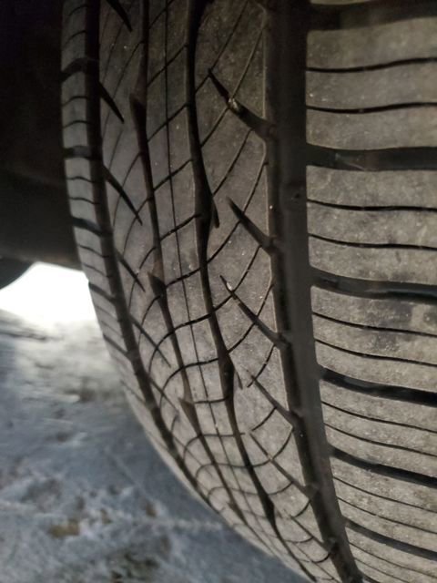 Used 2019 Chevrolet Equinox LT image 28