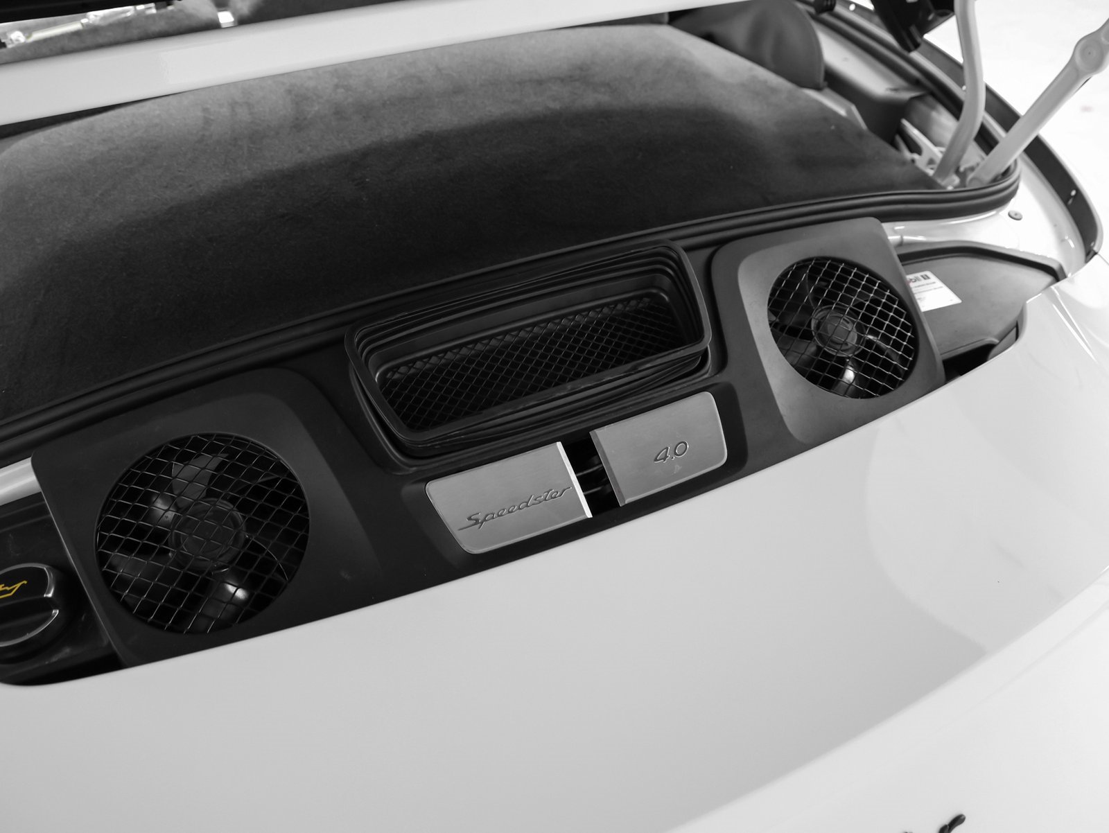 Used 2019 Porsche 911 Speedster image 31