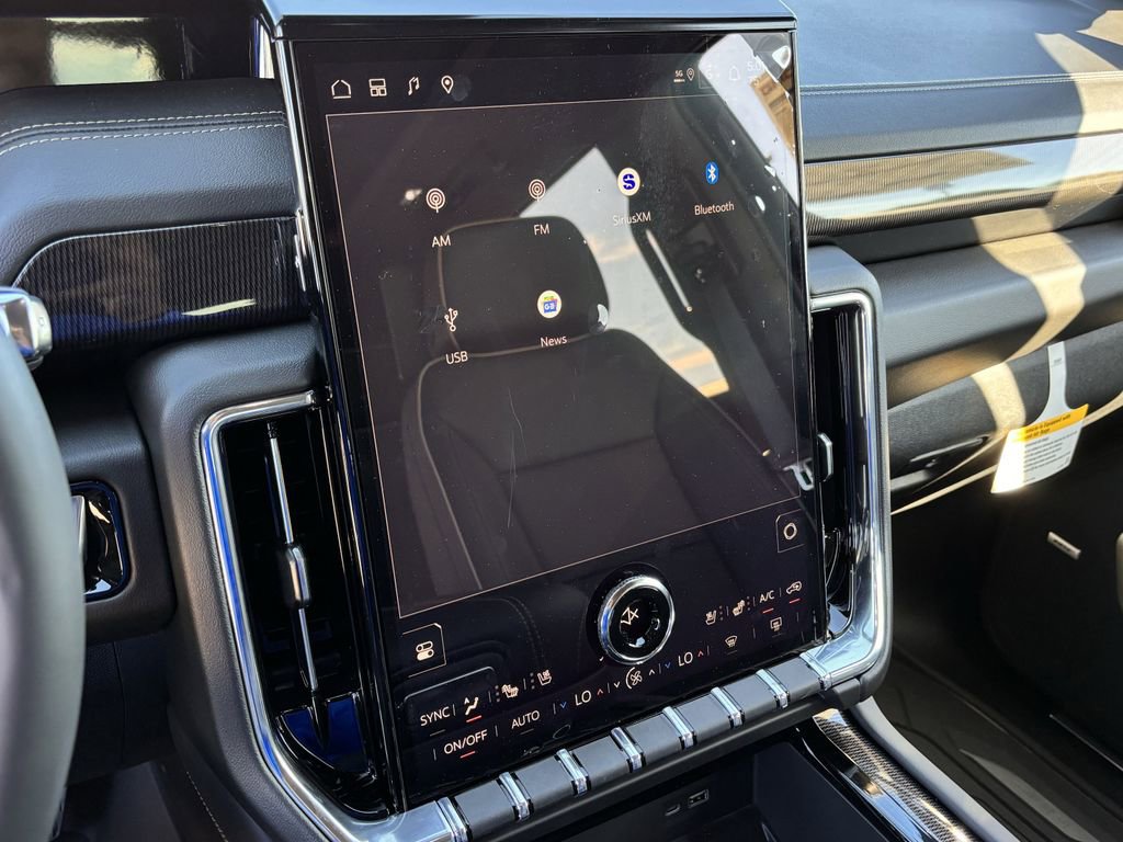 New 2026 GMC Yukon Elevation w/ Elevation Premium Package image 14