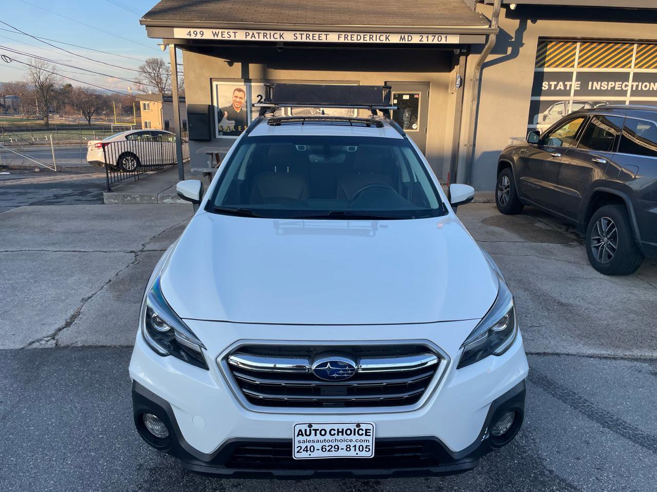 Used 2018 Subaru Outback 3.6R Touring image 4