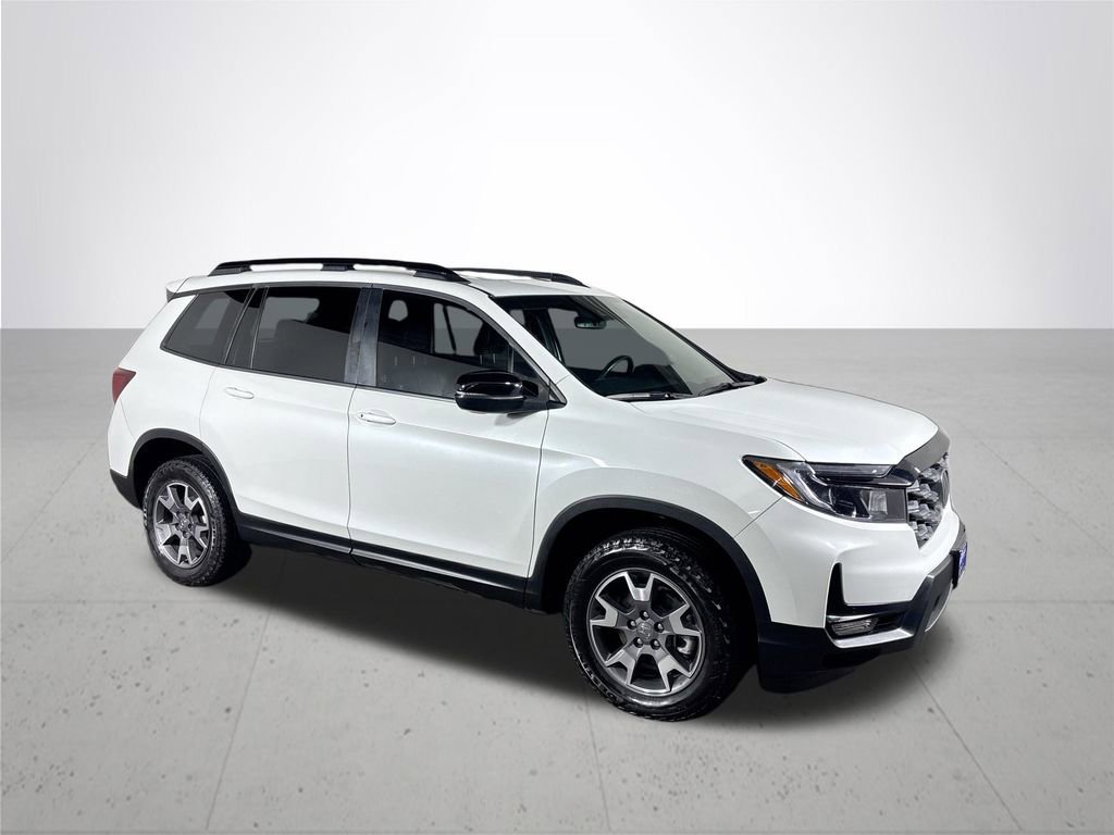 Certified 2022 Honda Passport TrailSport image 5