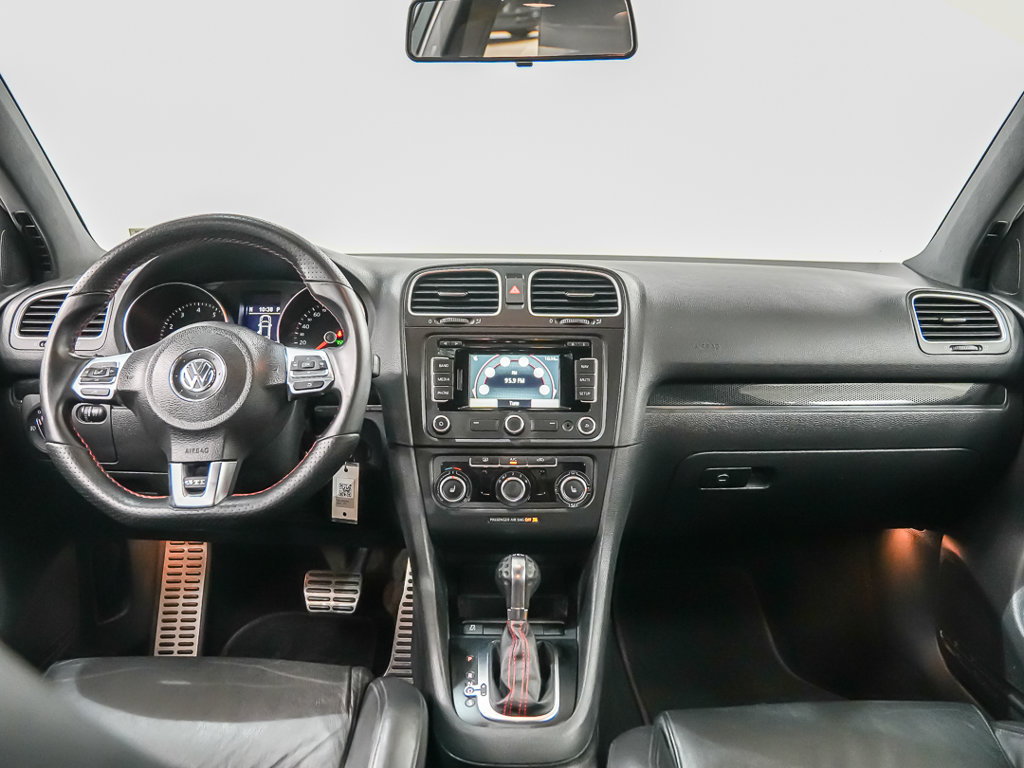 Used 2014 Volkswagen GTI Driver's Edition FWD image 18
