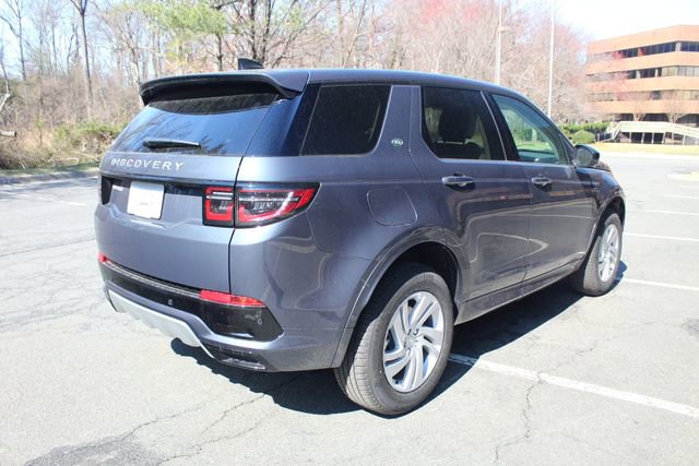 New 2025 Land Rover Discovery Sport S image 2