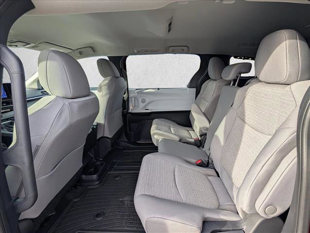 New 2026 Toyota Sienna LE image 15