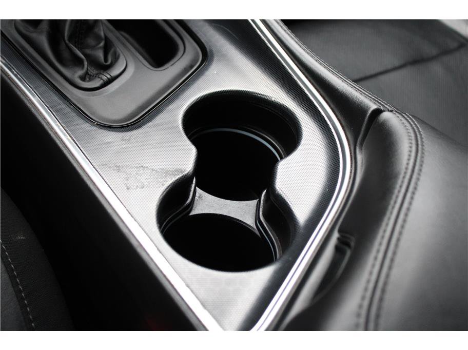 Used 2015 Dodge Challenger SXT Plus image 31