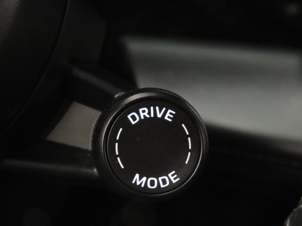 Certified 2022 Porsche Taycan Turbo S AWD/4WD image 22