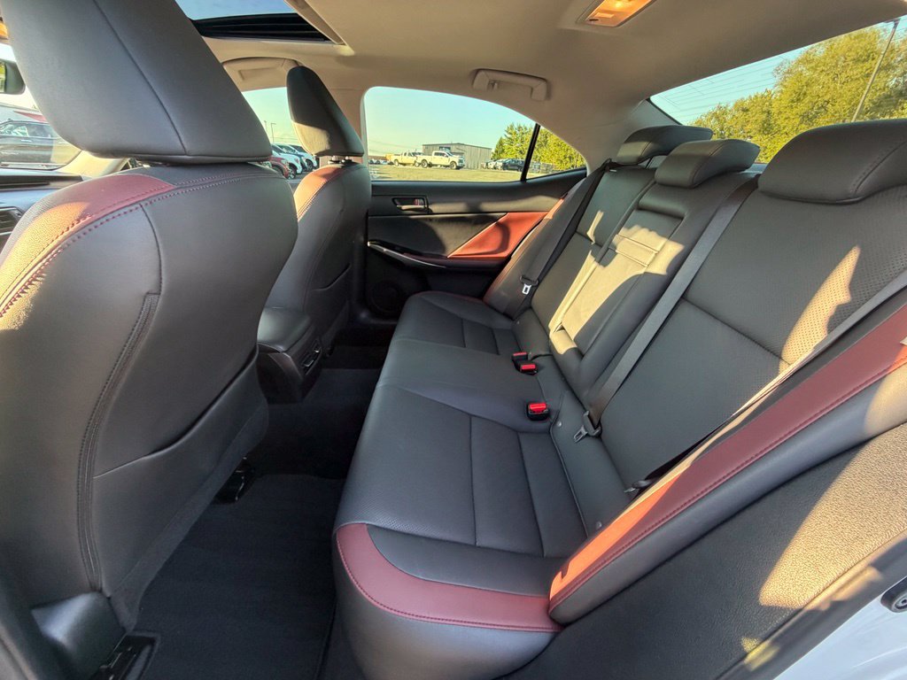 Used 2019 Lexus IS 300 AWD w/ Navigation Package image 7