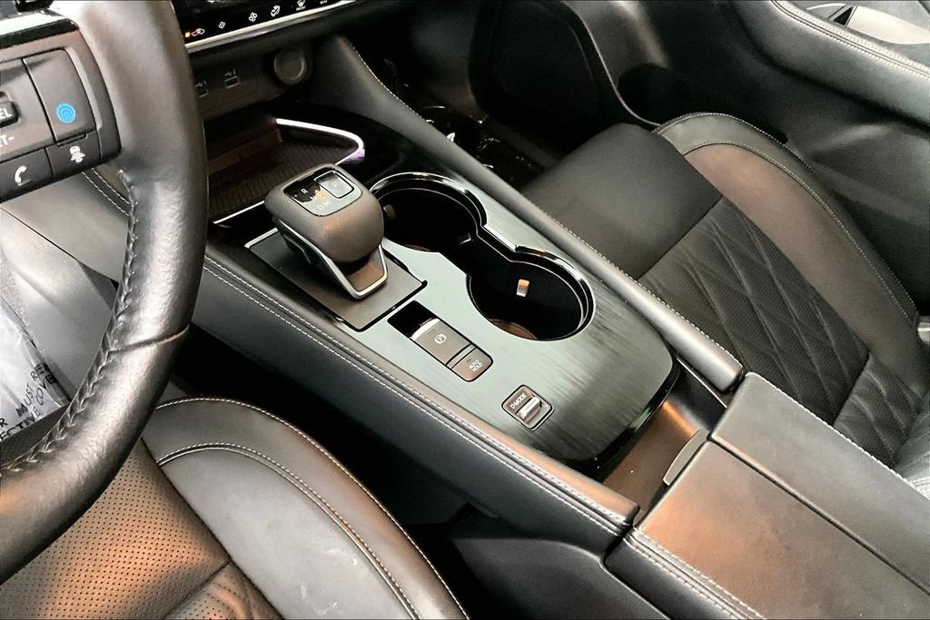Used 2023 Nissan Rogue Platinum FWD image 17