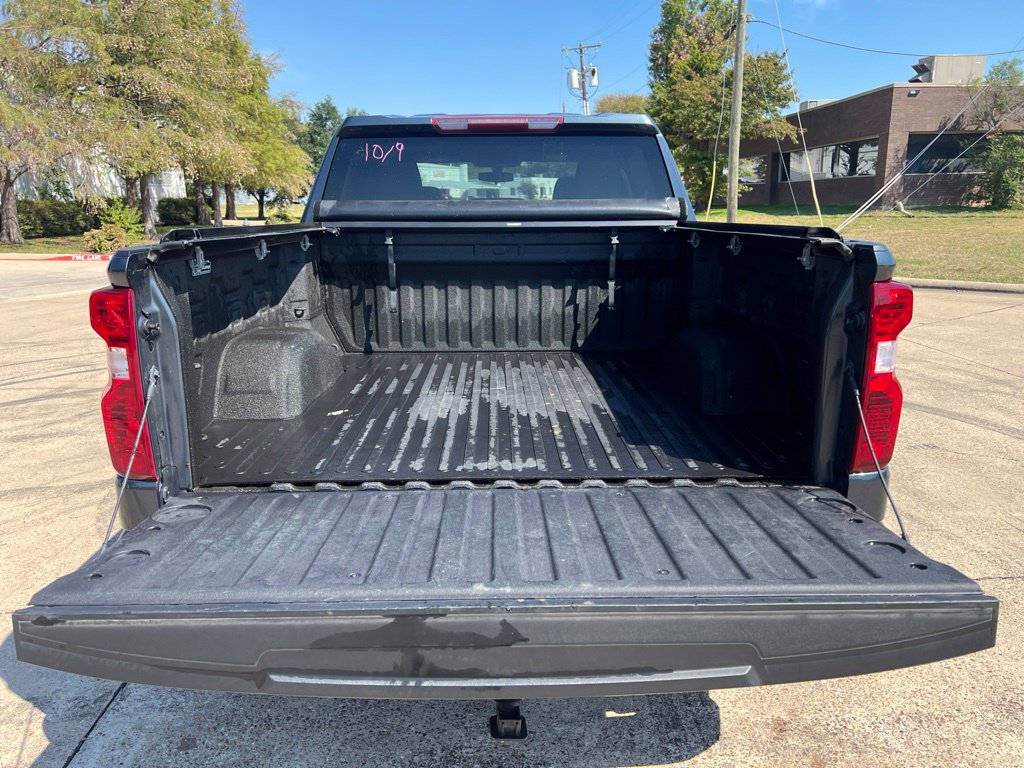 Used 2022 Chevrolet Silverado 1500 LT AWD/4WD image 12