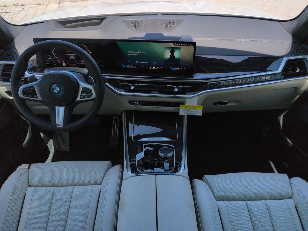 New 2026 BMW X5 xDrive50e w/ M Sport Package AWD/4WD image 15