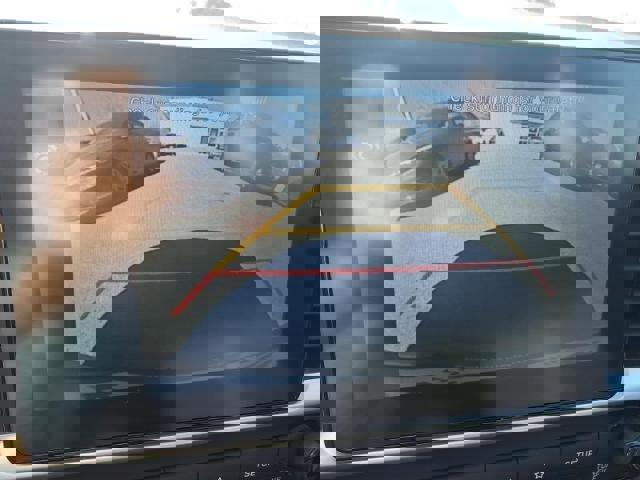 Used 2024 Hyundai Venue SEL image 12