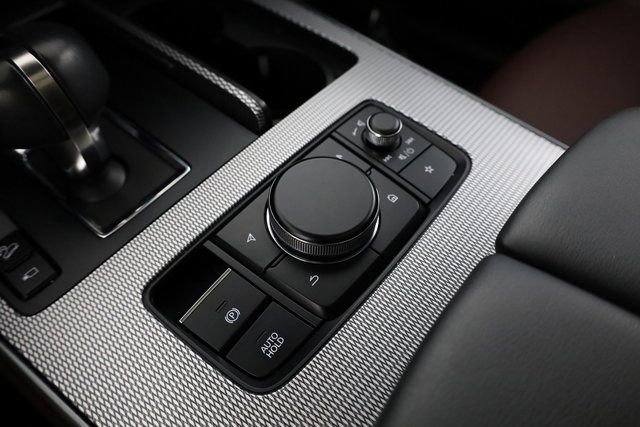 Used 2025 MAZDA CX-70 Plug-In Hybrid w/ Premium Plus image 22