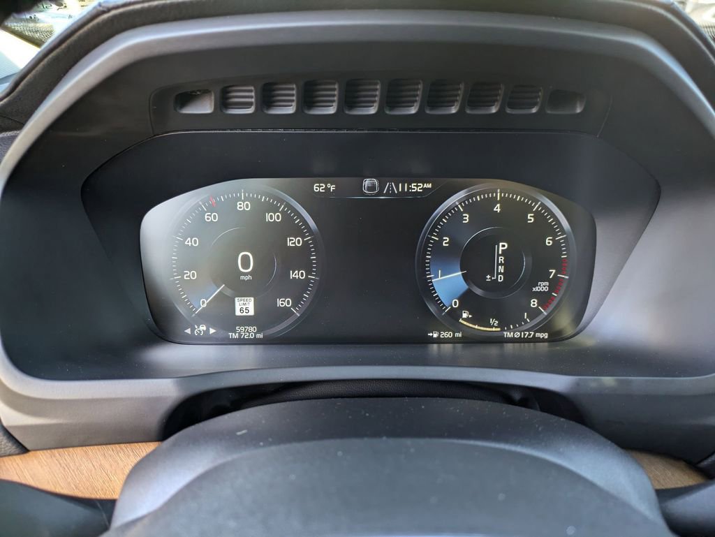 Used 2020 Volvo XC90 T6 Inscription w/ Protection Package Premier image 15