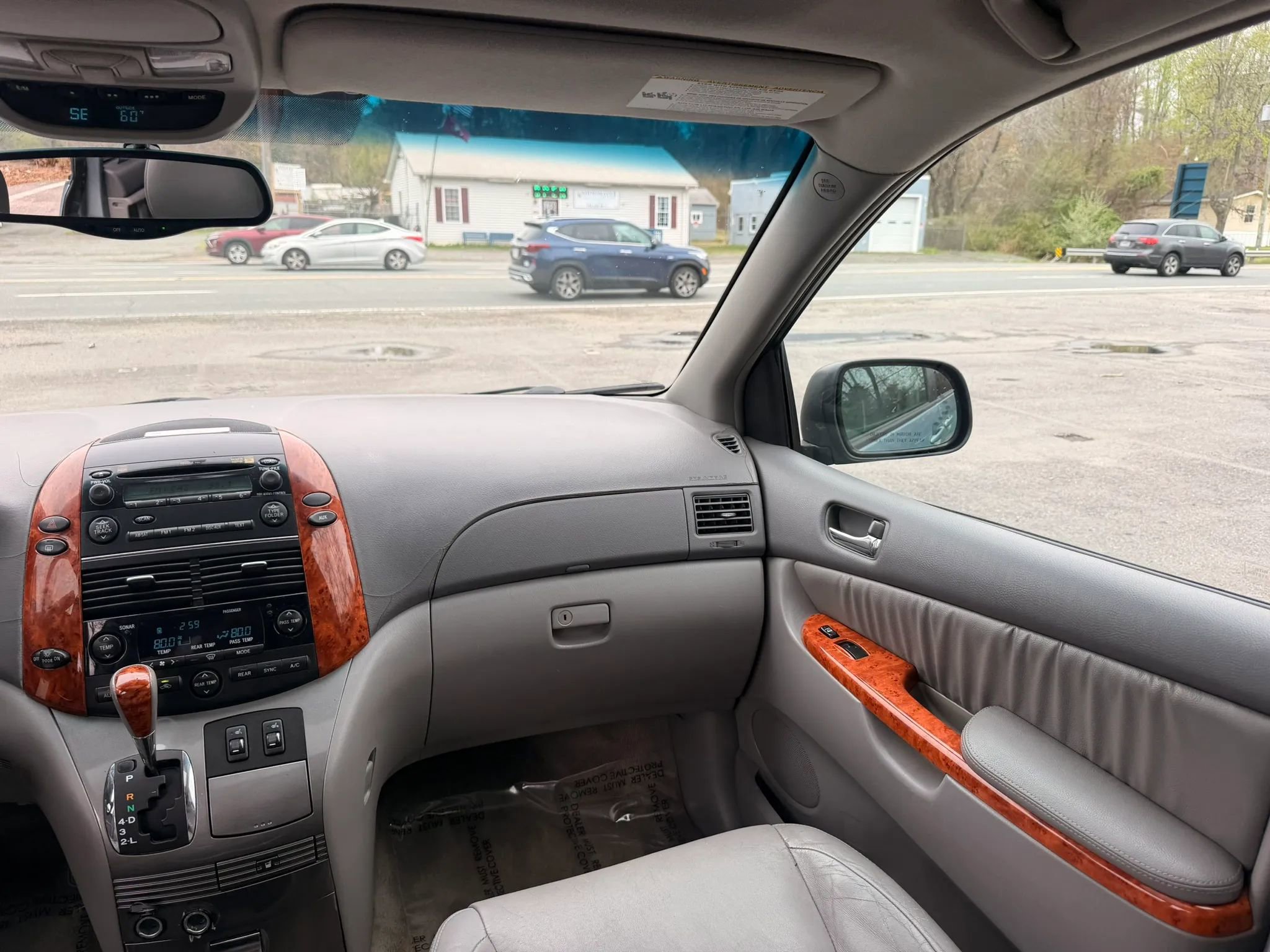 Used 2006 Toyota Sienna XLE Limited image 33