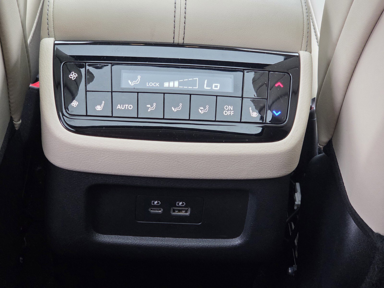 Used 2025 INFINITI QX60 Luxe w/ Vision Package AWD/4WD image 14