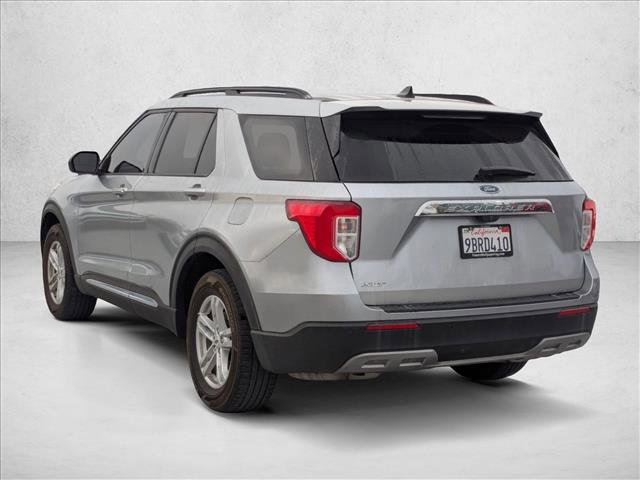 Used 2022 Ford Explorer XLT w/ Equipment Group 202A image 7