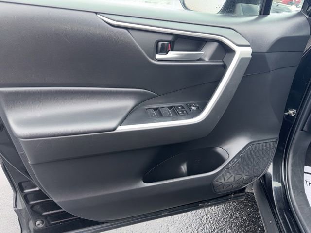 Used 2023 Toyota RAV4 XLE image 10