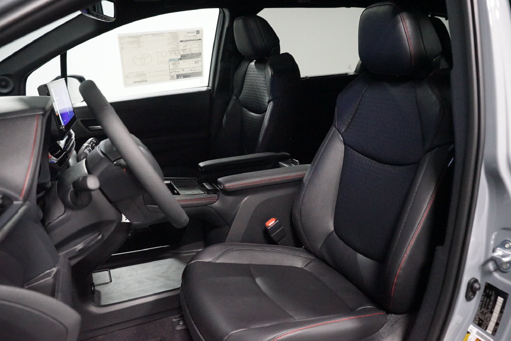 New 2026 Toyota Sienna XSE FWD image 29