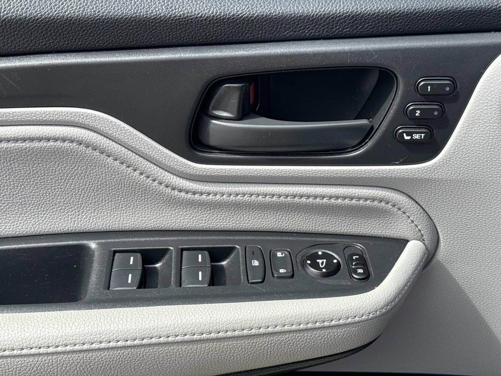 Used 2019 Honda Odyssey Touring image 21