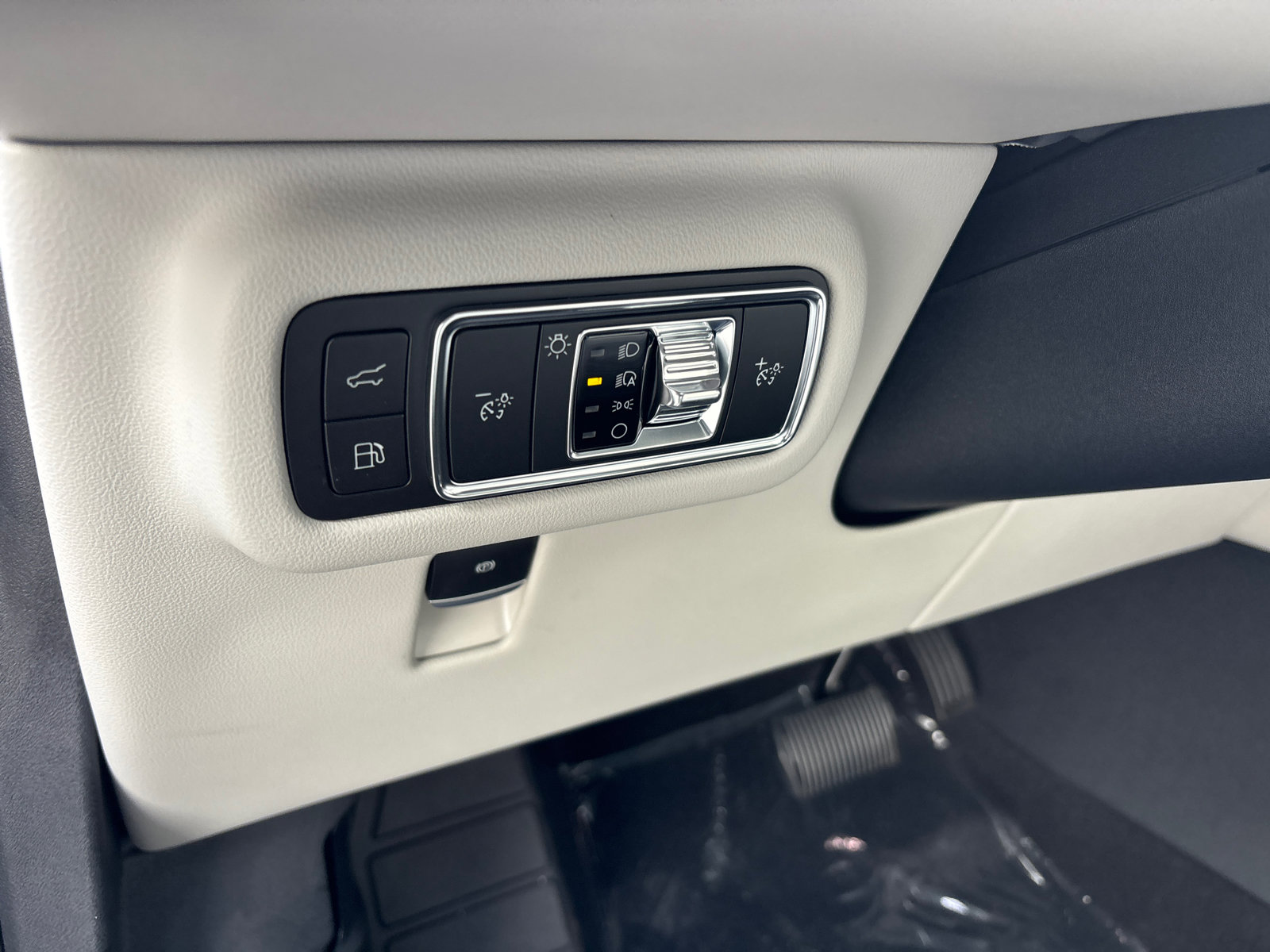 New 2026 Lincoln Nautilus Reserve image 14