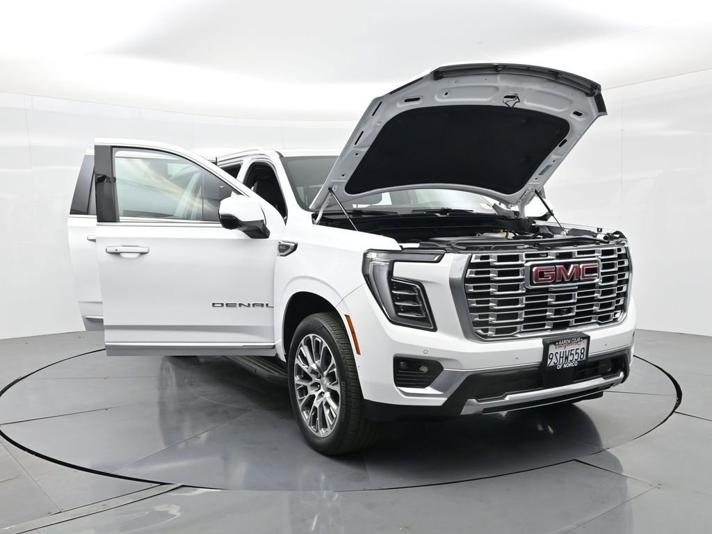 Used 2025 GMC Yukon XL Denali image 37